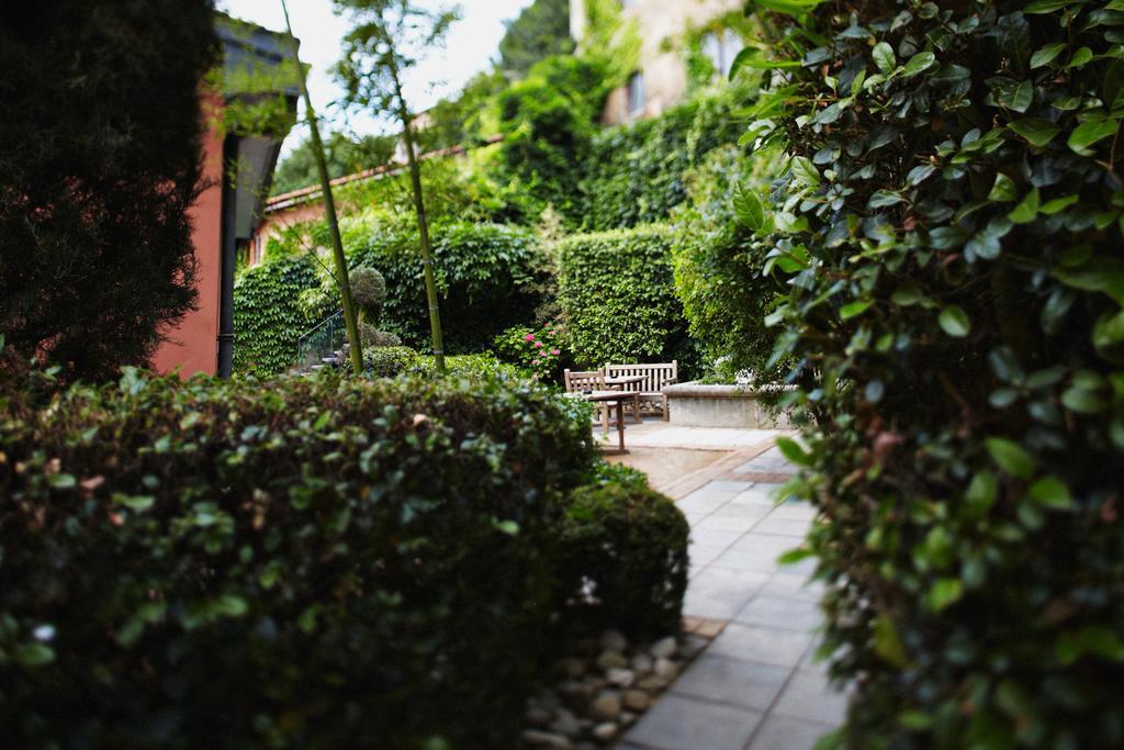 Cour Des Loges Lyon, A Radisson Collection Hotel Exterior photo